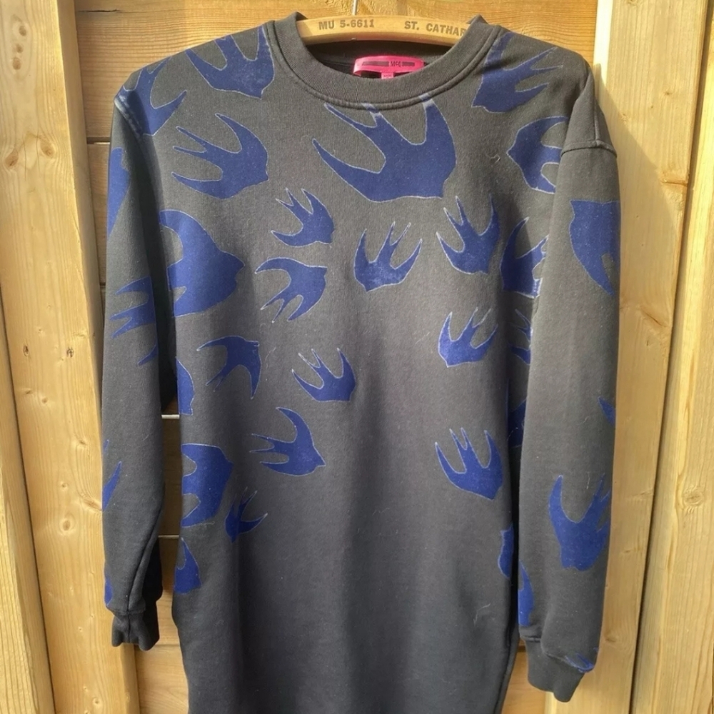 MCQ ALEXANDER MCQUEEN Black With Blue Velvet Swallow Sweatshirt Dress